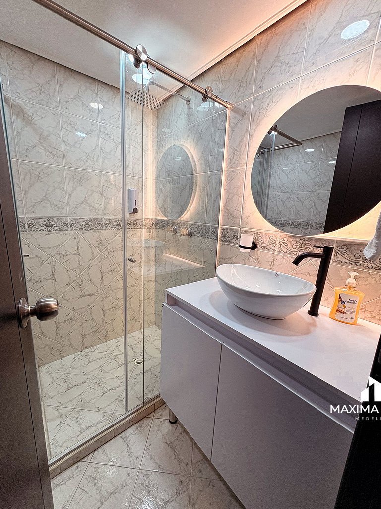 Máxima Stays | Apartamento moderno en Medellín